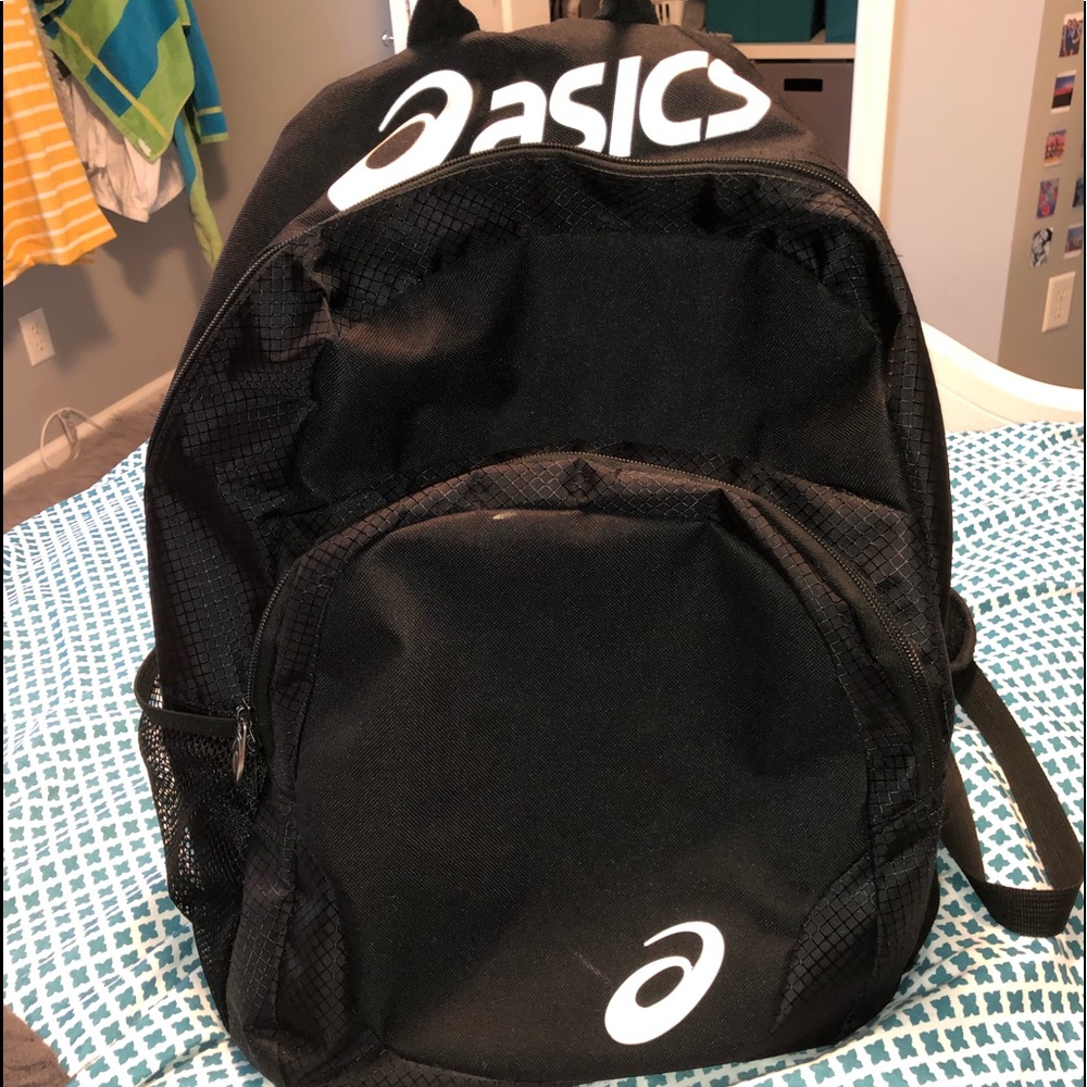 ASICS volleyball backpack